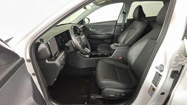 Used 2026 Hyundai Kona Limited FWD image 11