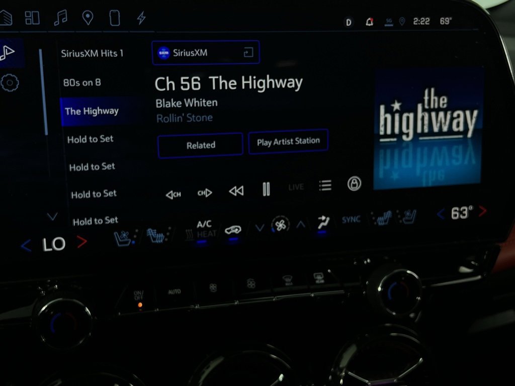 Used 2024 Chevrolet Blazer EV RS image 19