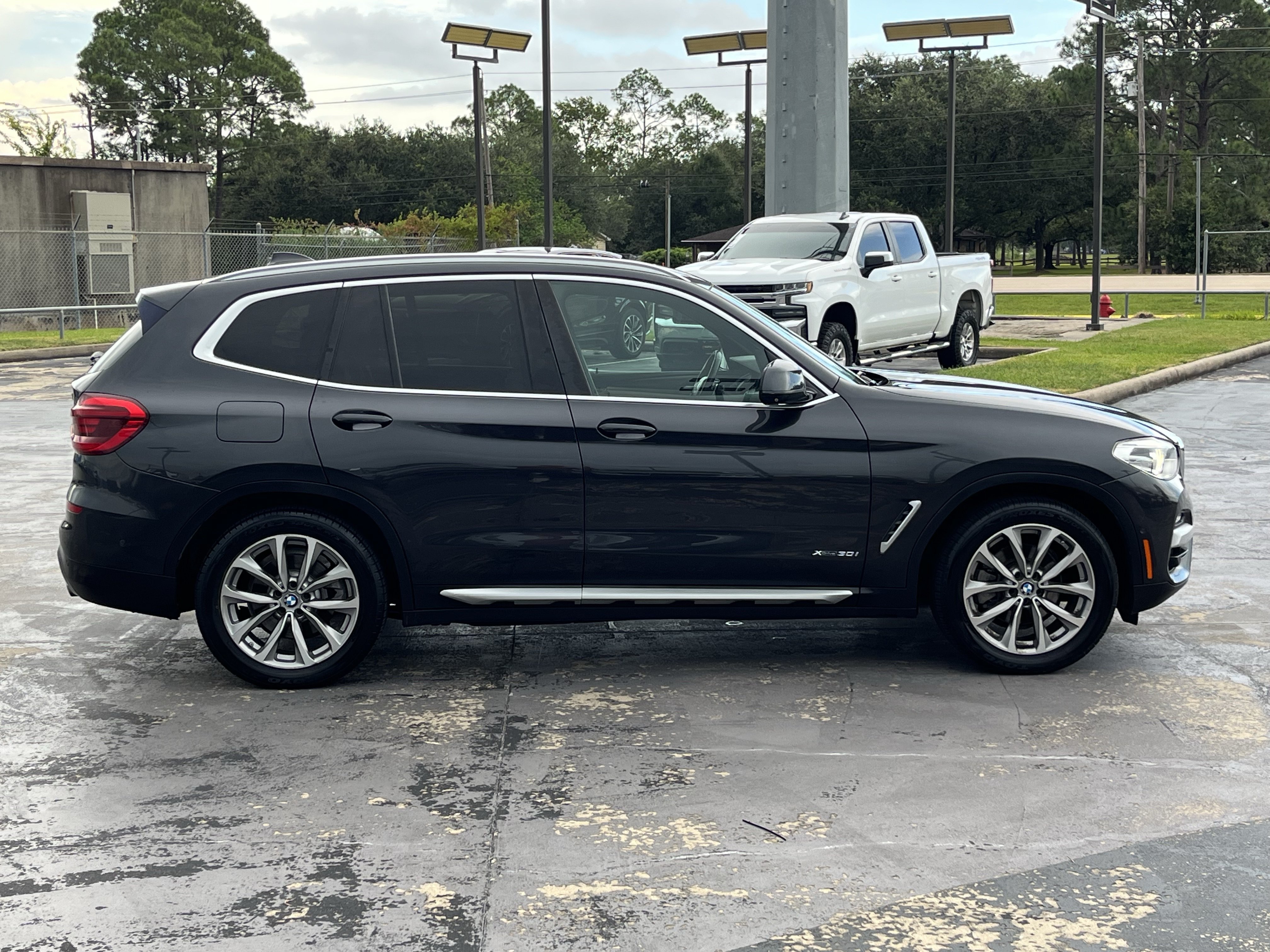 Used 2018 BMW X3 xDrive30i AWD/4WD image 13