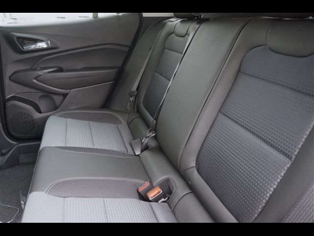 New 2026 Chevrolet Trax LT w/ LT Convenience Package FWD image 8