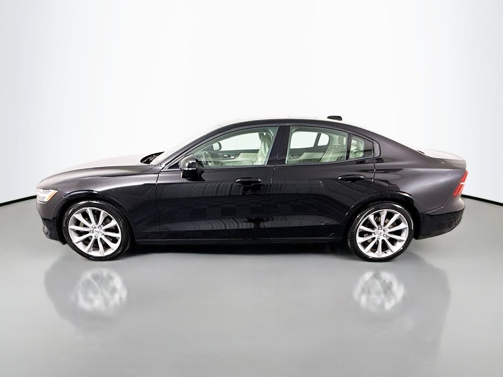 Used 2019 Volvo S60 T5 Momentum w/ Multimedia Package FWD image 4
