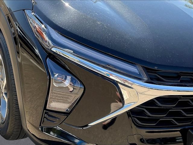 Certified 2024 Chevrolet Trax LT w/ Driver Confidence Package FWD image 34