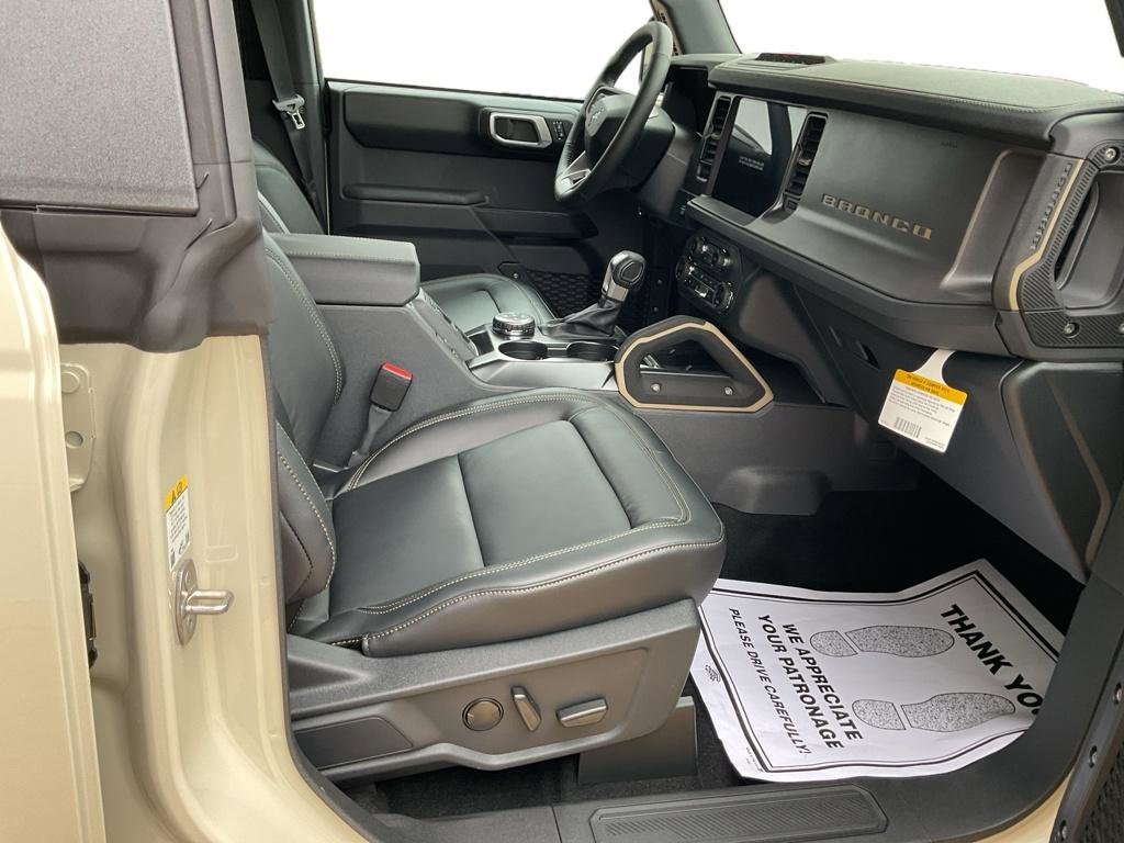 New 2025 Ford Bronco Badlands w/ Sasquatch Package image 8