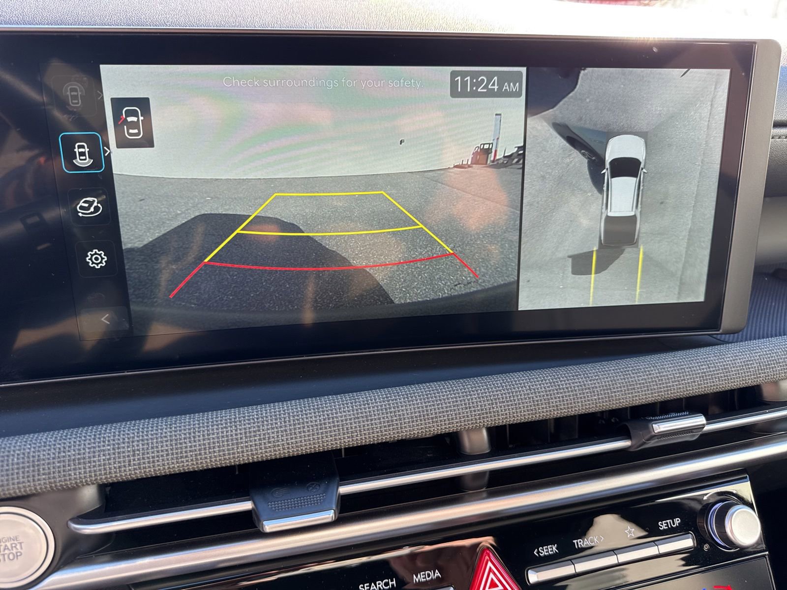 Used 2025 Hyundai Santa Cruz Limited image 24