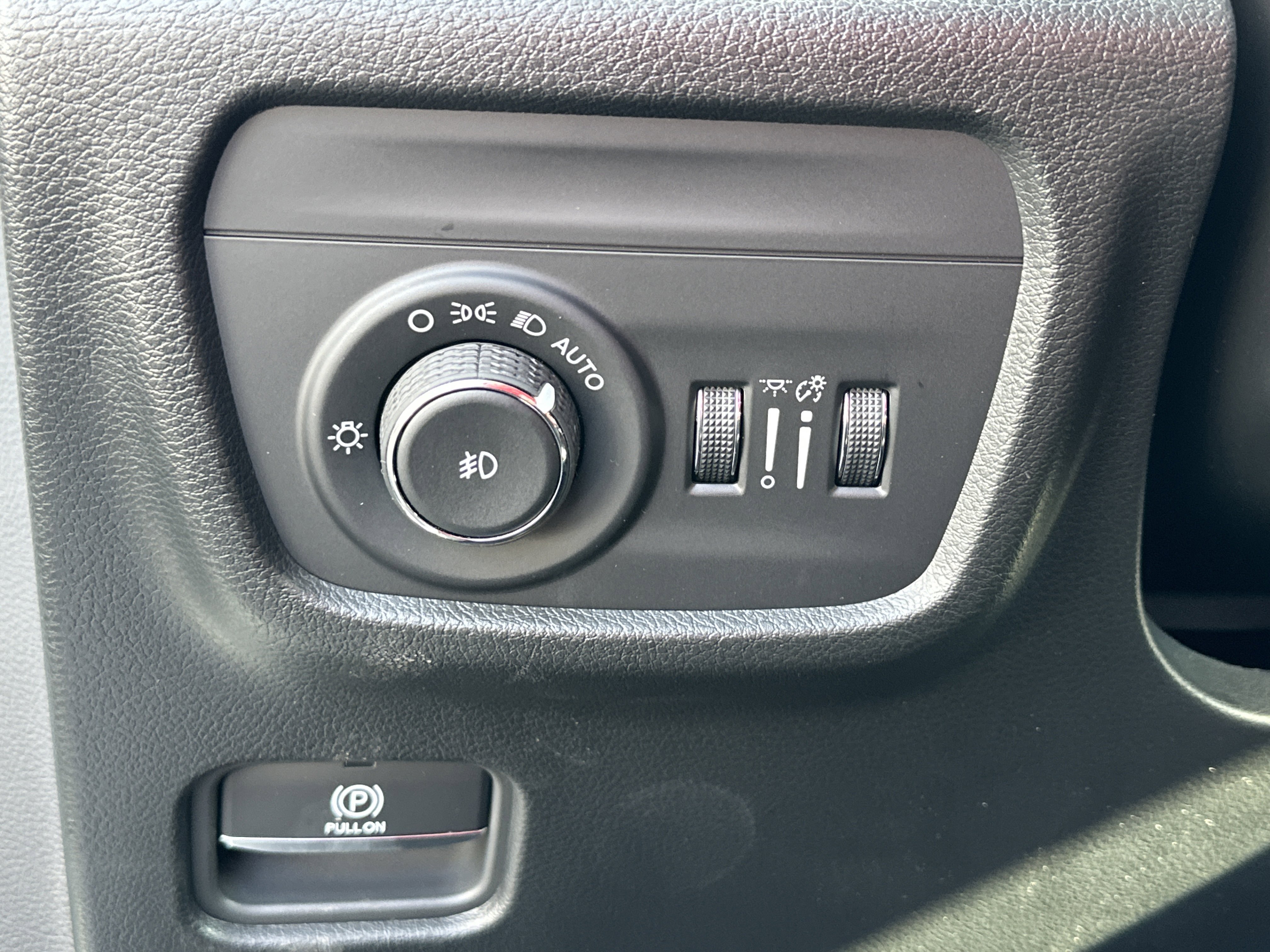 New 2026 Jeep Grand Cherokee L Limited image 13