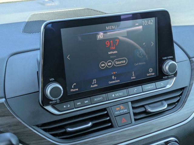 Used 2025 Nissan Altima 2.5 SV FWD image 22