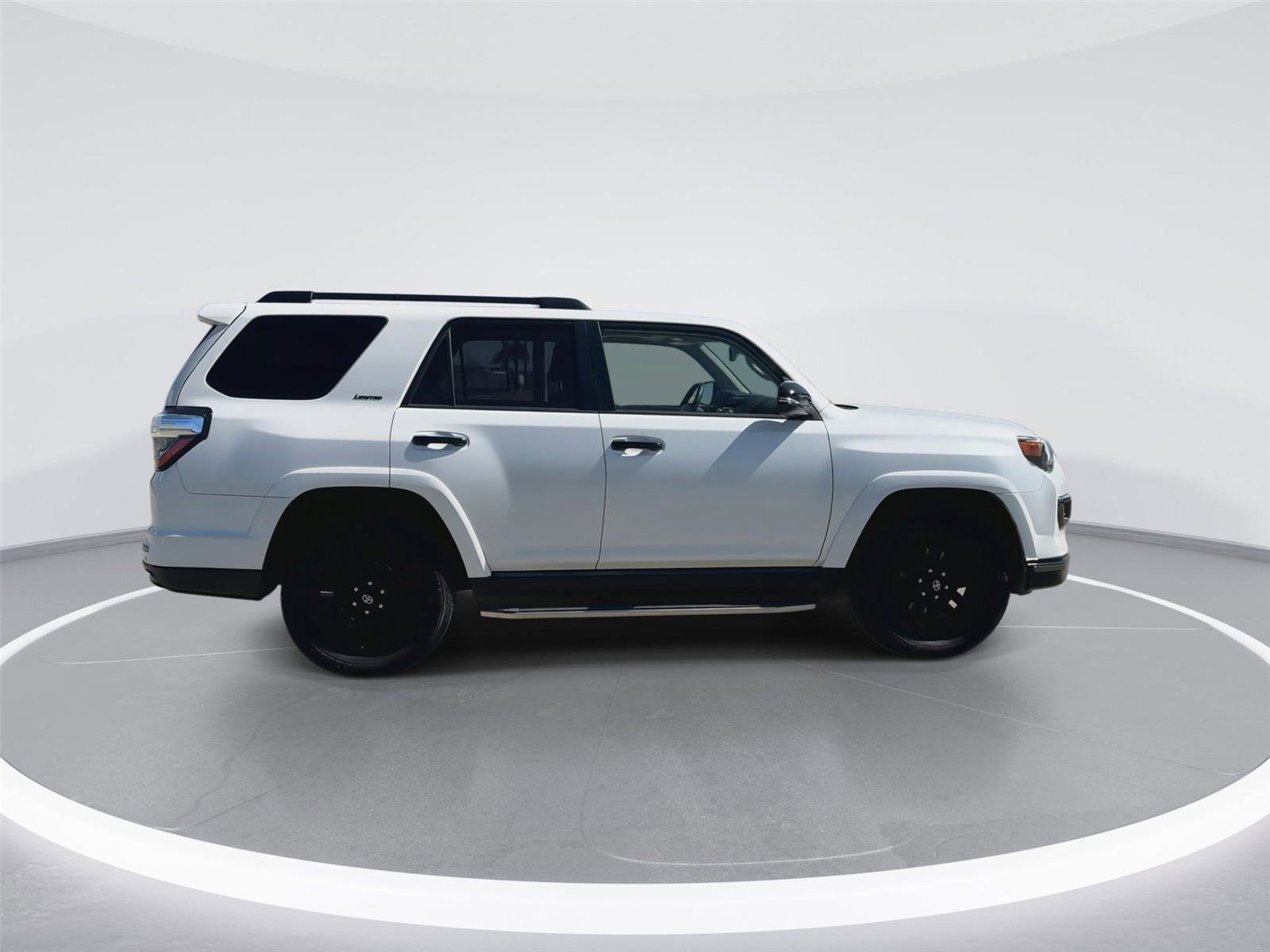 Used 2019 Toyota 4Runner Limited image 10