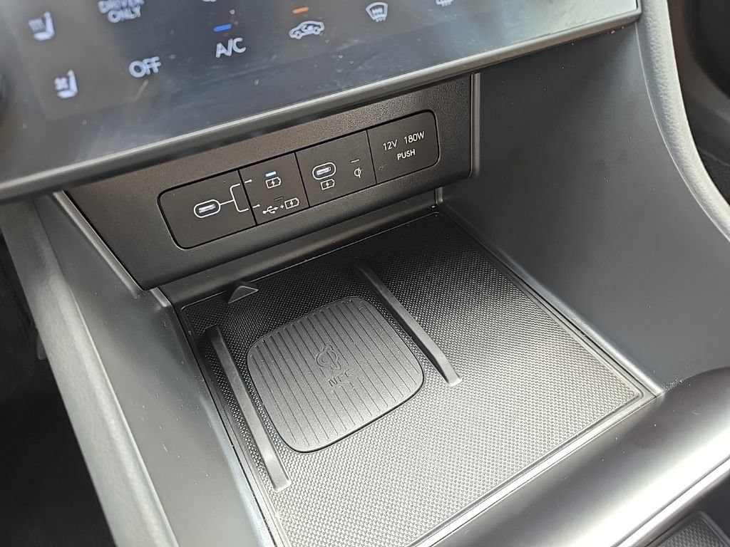 Certified 2025 Hyundai Sonata Limited FWD image 46