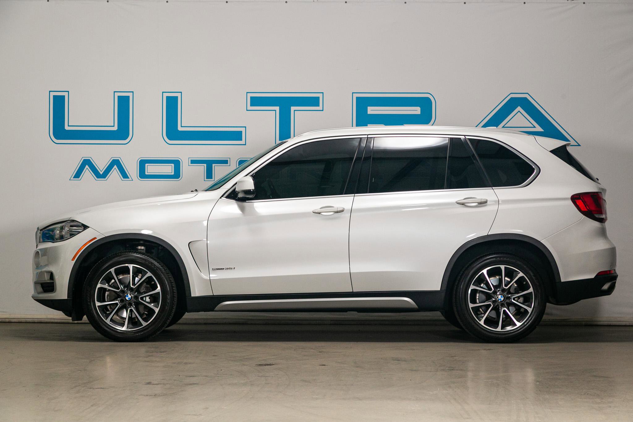 Used 2018 BMW X5 sDrive35i image 3