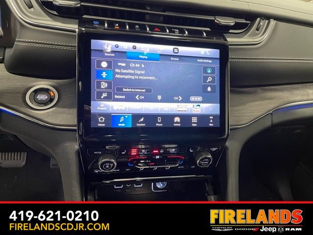 New 2025 Jeep Grand Cherokee Overland w/ Trailer Tow Package image 12