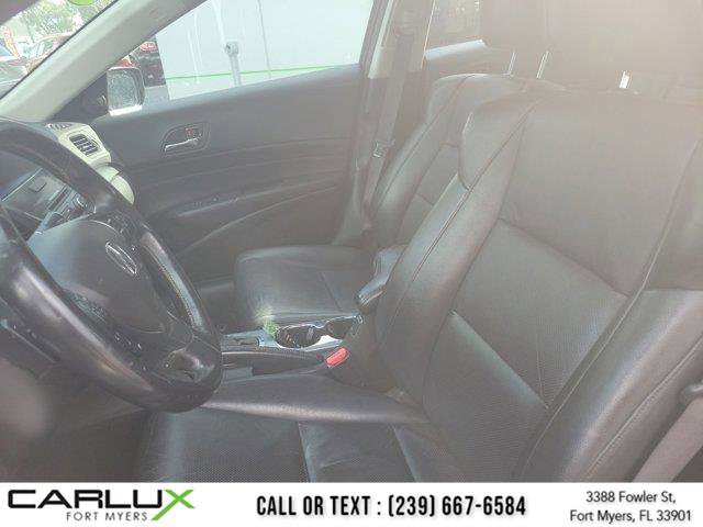 Used 2013 Acura ILX w/ Premium Package image 17