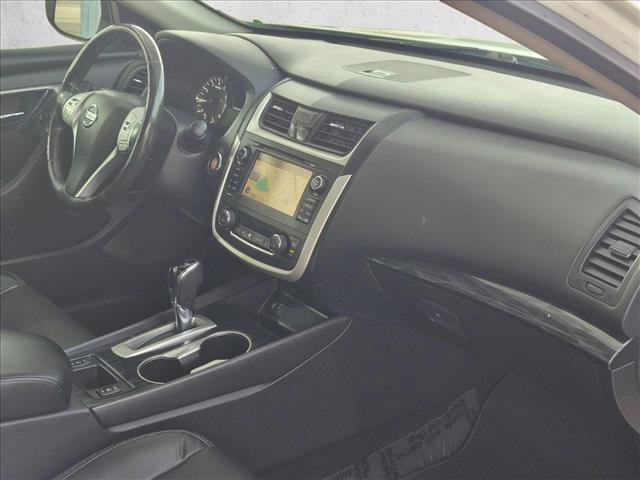 Used 2016 Nissan Altima 2.5 SL w/ 2.5 Technology Package image 23