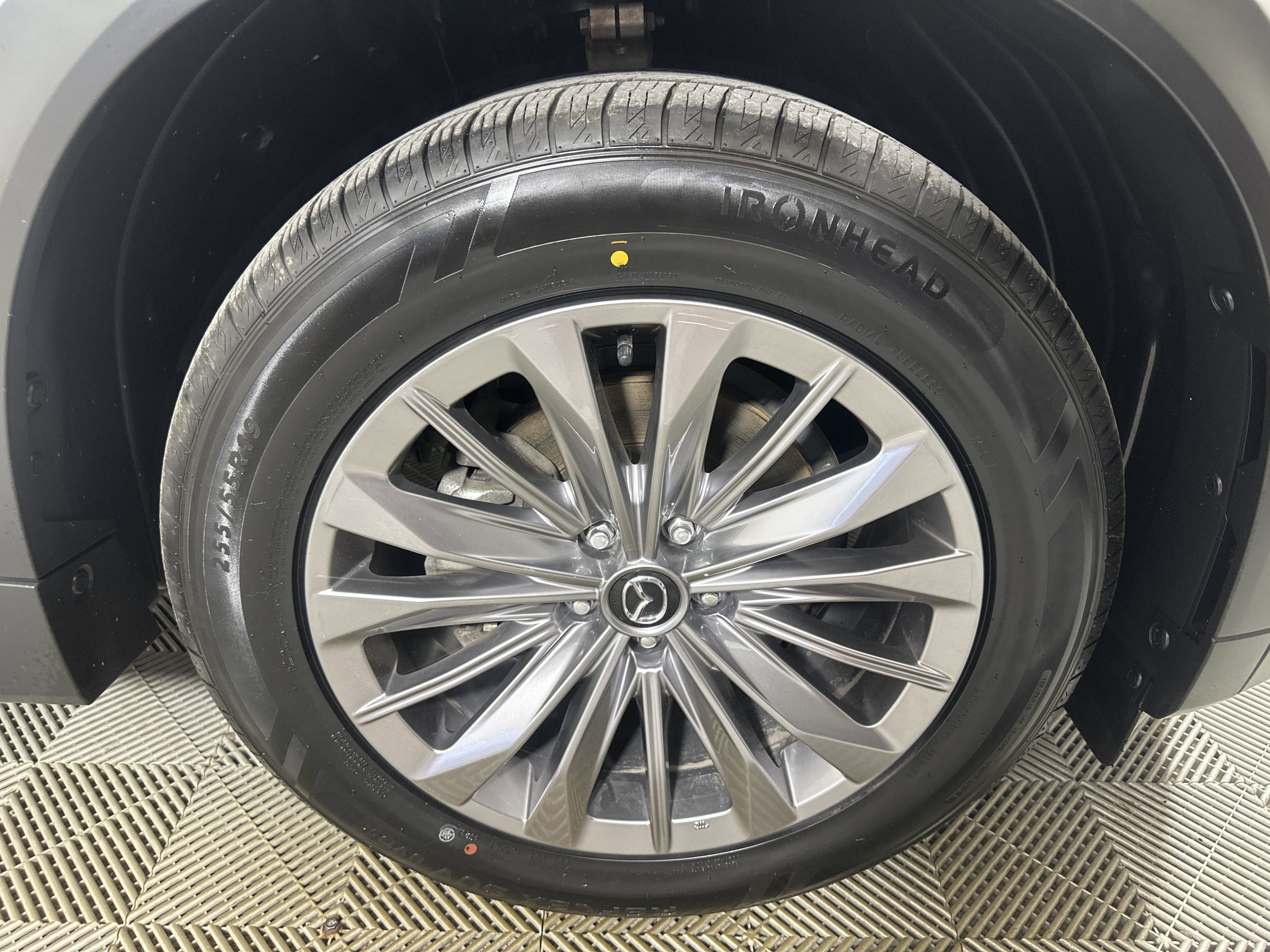 Used 2024 MAZDA CX-90 3.3 Turbo w/ Preferred Plus image 28