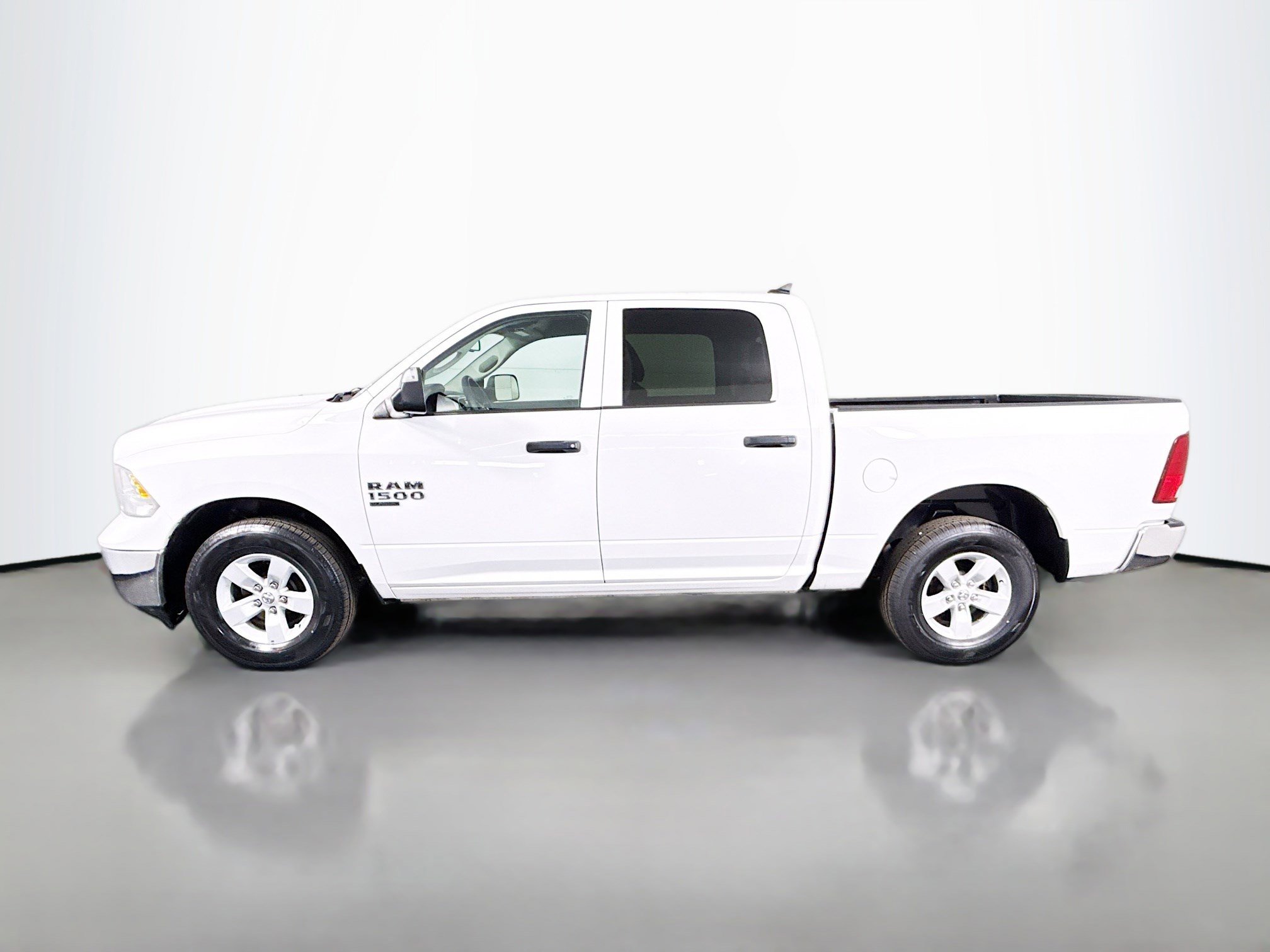 Used 2023 RAM 1500 Classic SLT w/ Trailer & Traction Group image 6