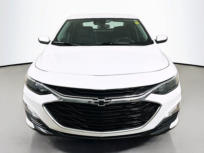 Used 2024 Chevrolet Malibu RS w/ LPO, Floor Liner Package FWD image 2