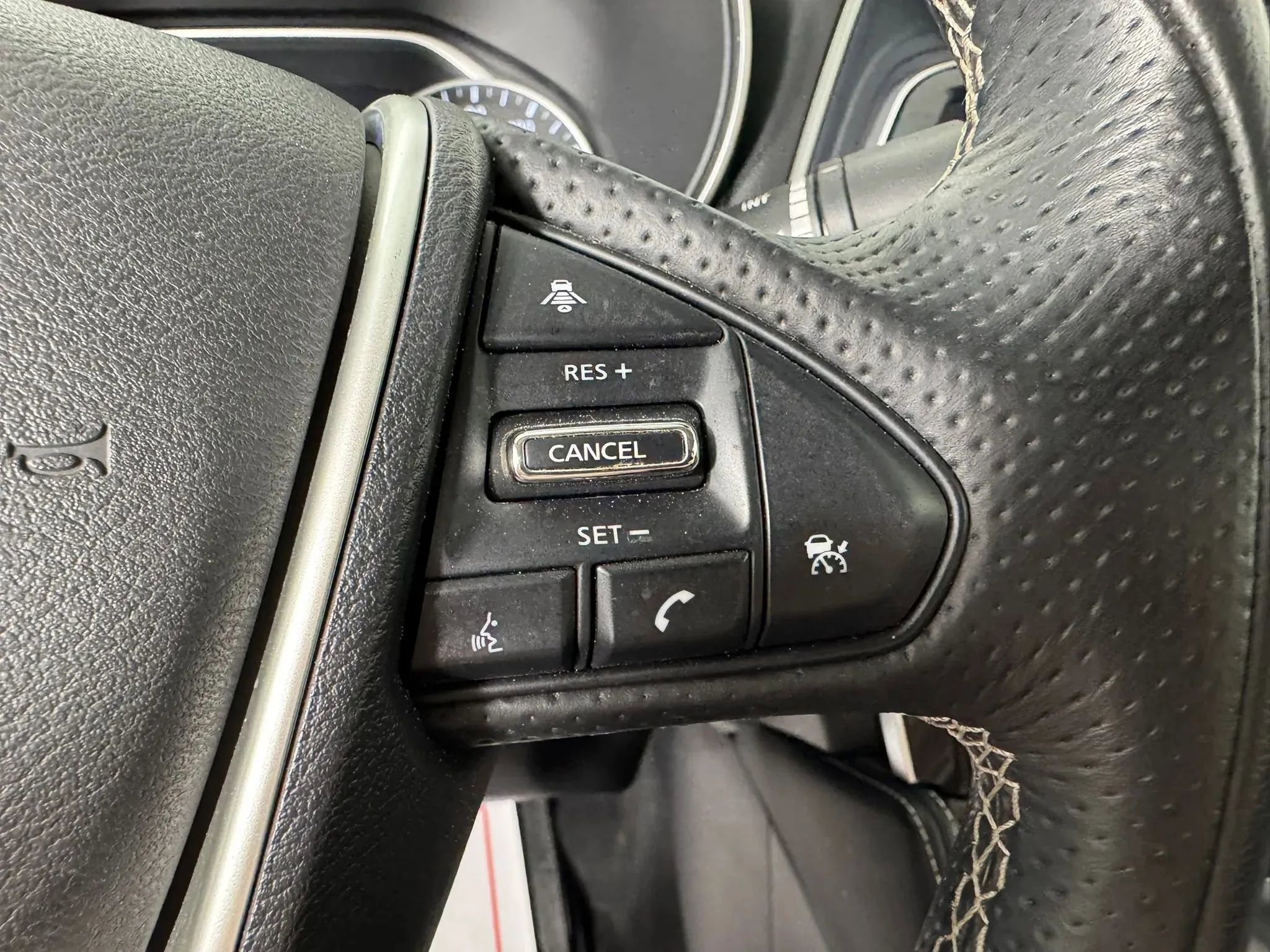 Used 2022 Nissan Maxima SV w/ Floor Mat Group image 16