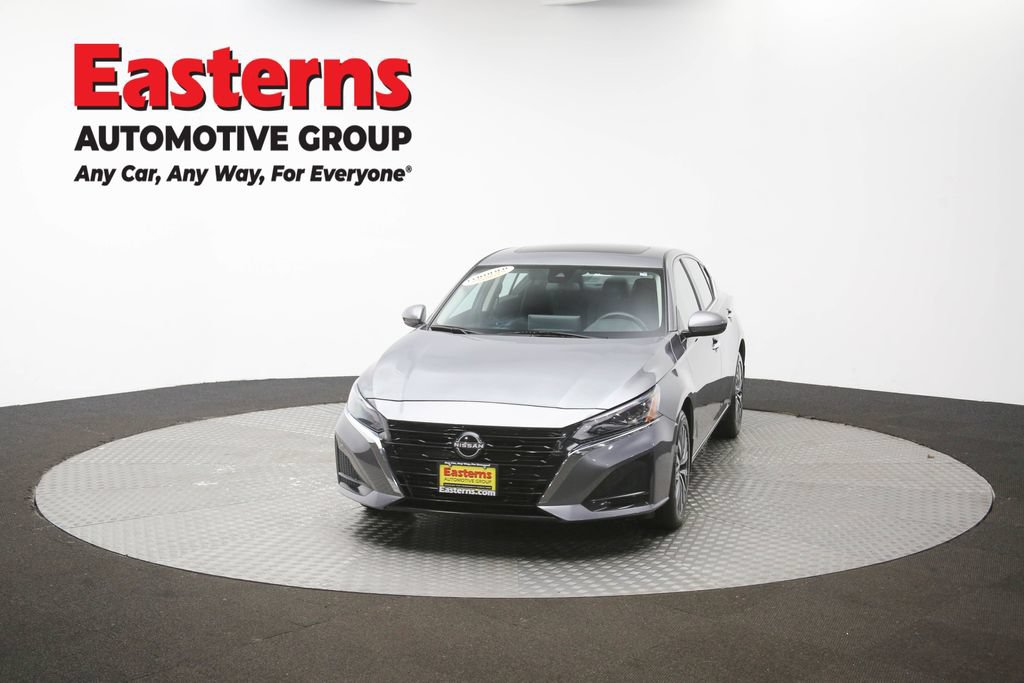 Used 2024 Nissan Altima 2.5 SV w/ SV Premium Package AWD/4WD image 50