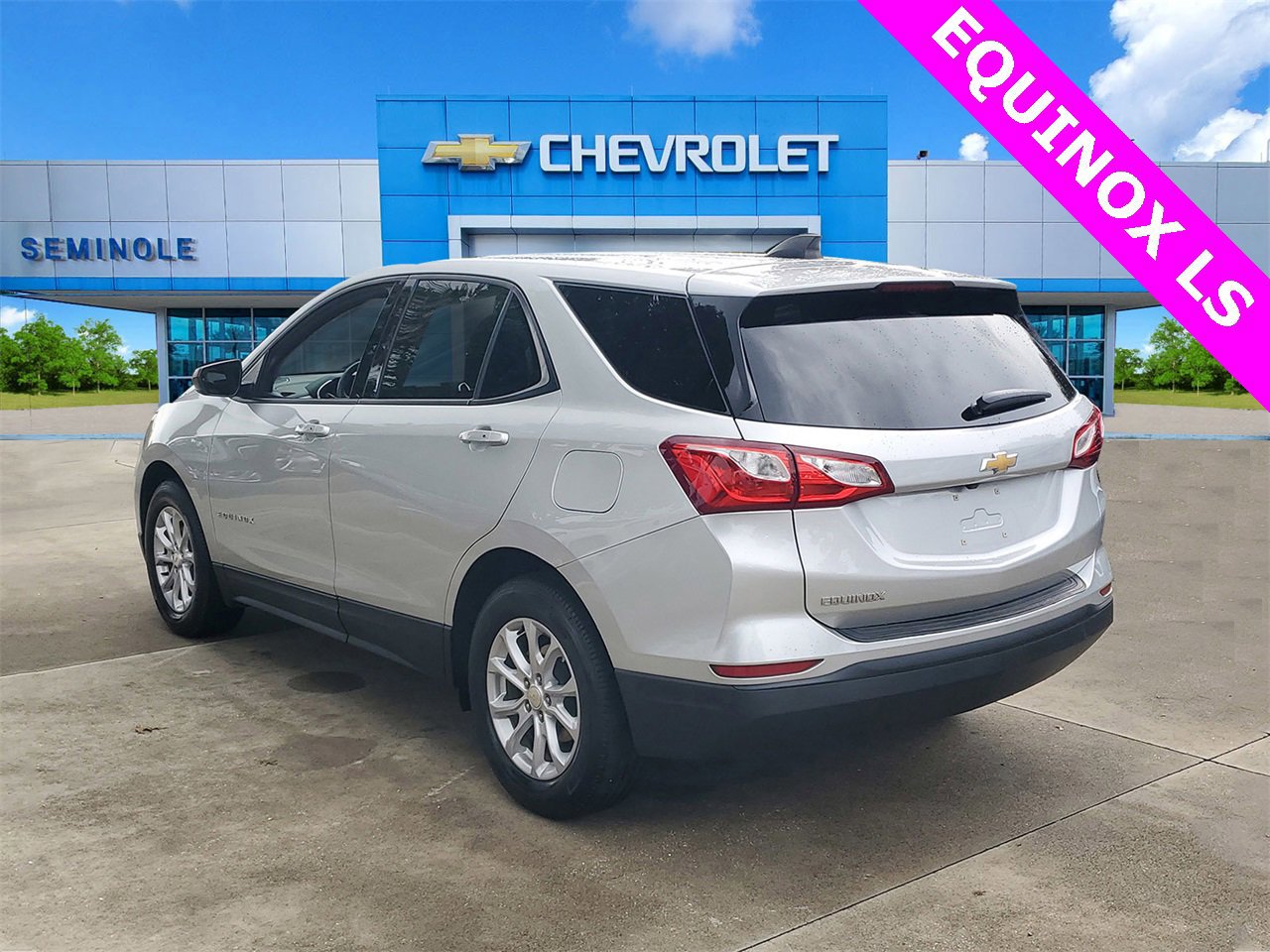 Used 2019 Chevrolet Equinox LS w/ LS Convenience Package image 3