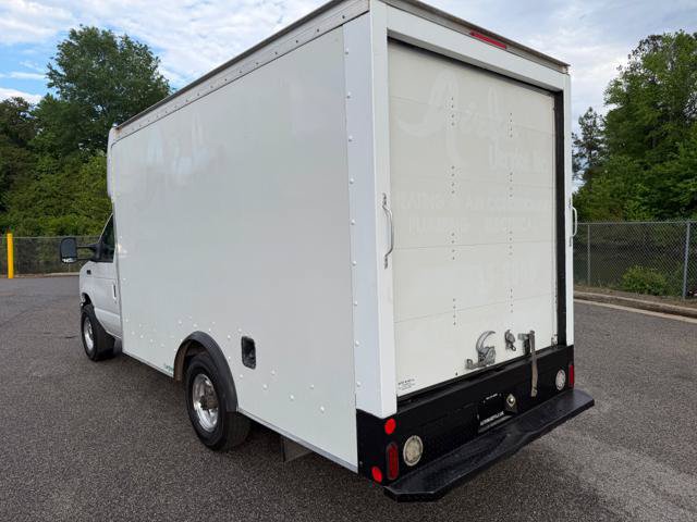 Used 2016 Ford E-350 and Econoline 350 Super Duty w/ Power Windows & Locks Group RWD image 5