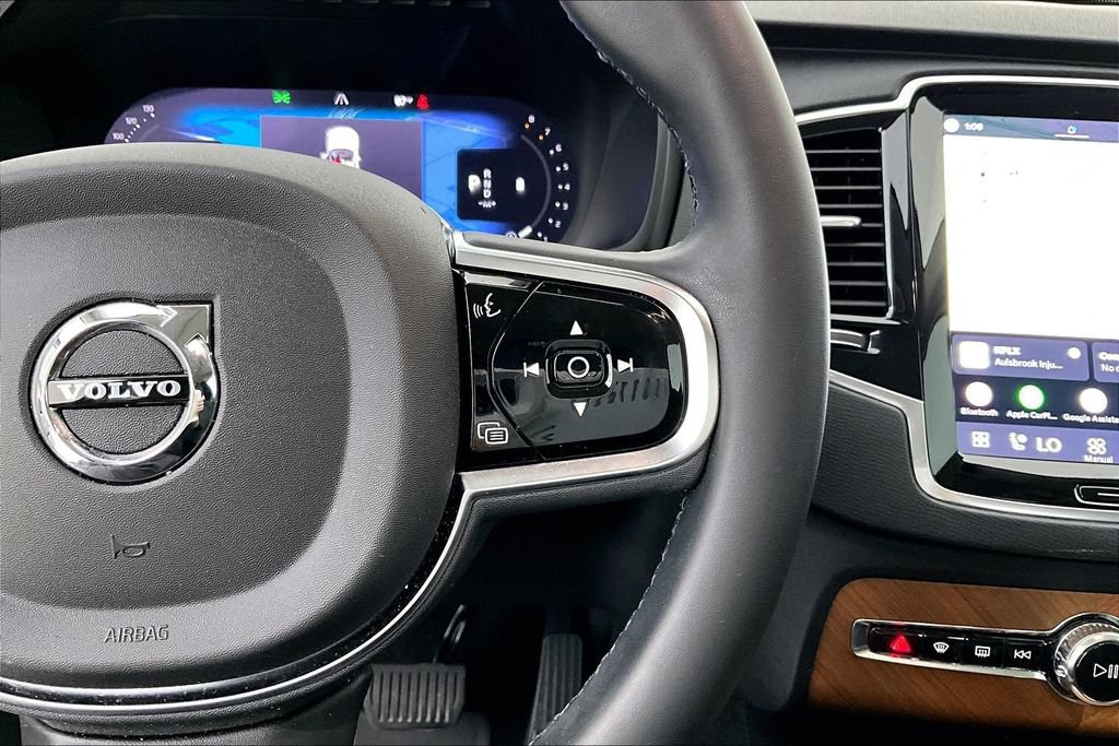 Certified 2024 Volvo XC90 B6 Plus AWD/4WD image 26