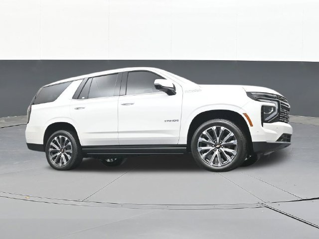 Used 2025 Chevrolet Tahoe High Country AWD/4WD image 55
