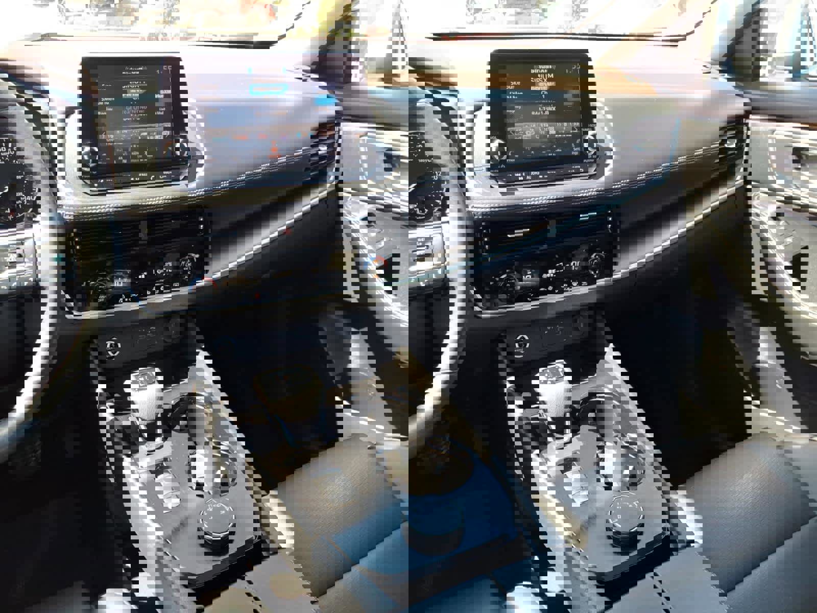 Used 2021 Nissan Rogue SV w/ Premium Package AWD/4WD image 15