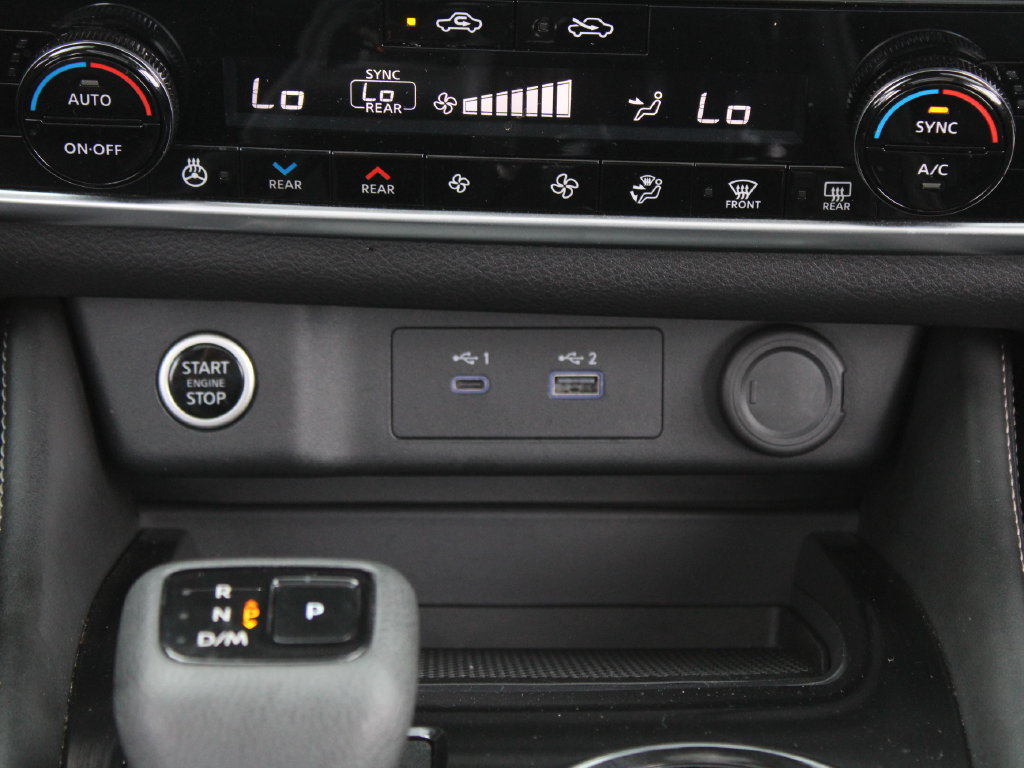 Used 2023 Nissan Rogue SL w/ SL Premium Package FWD image 29