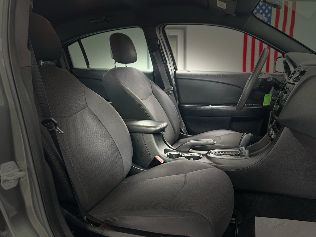 Used 2012 Chrysler 200 LX FWD image 21