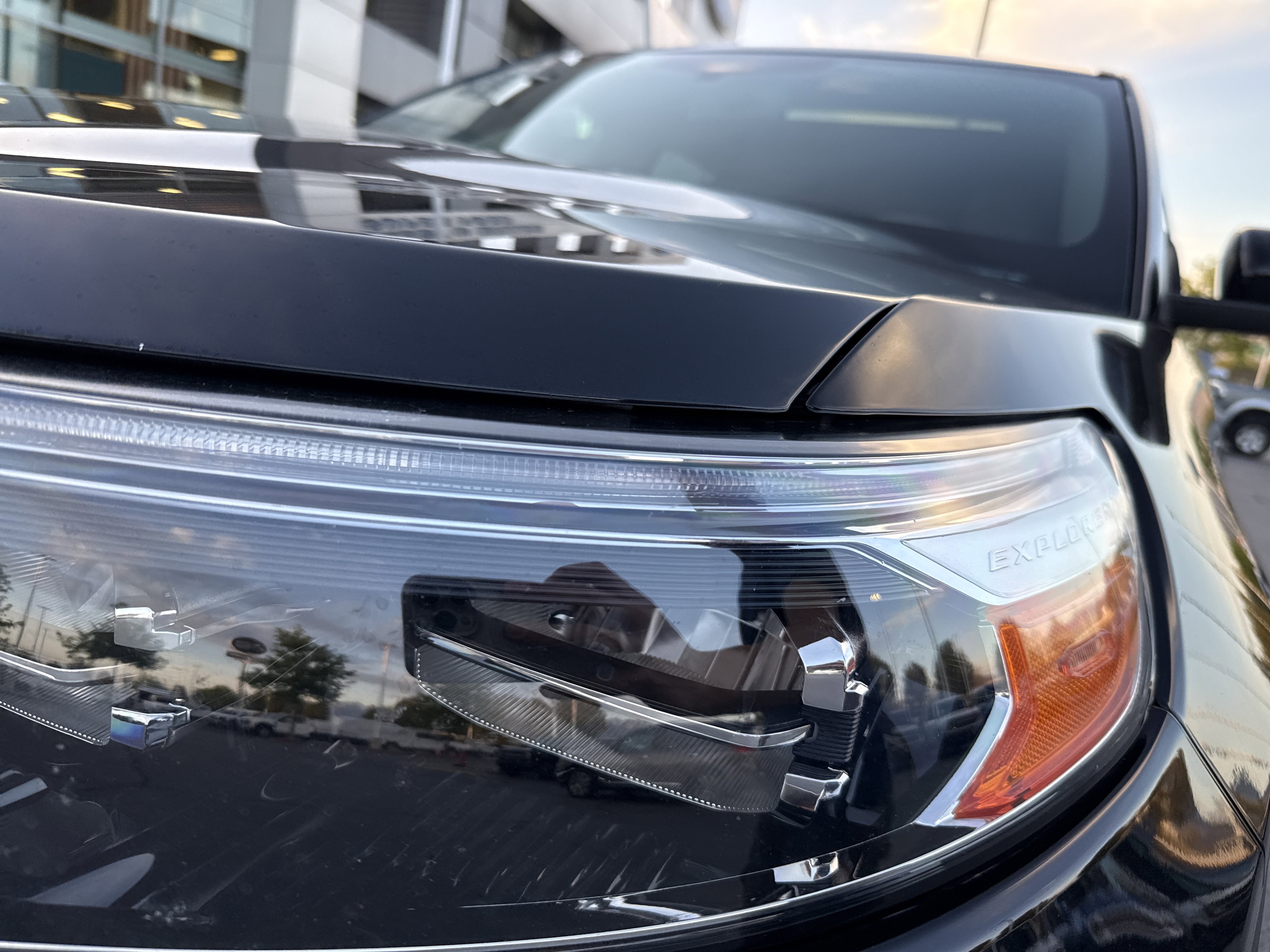 Used 2022 Ford Explorer King Ranch w/ Technology Package image 13