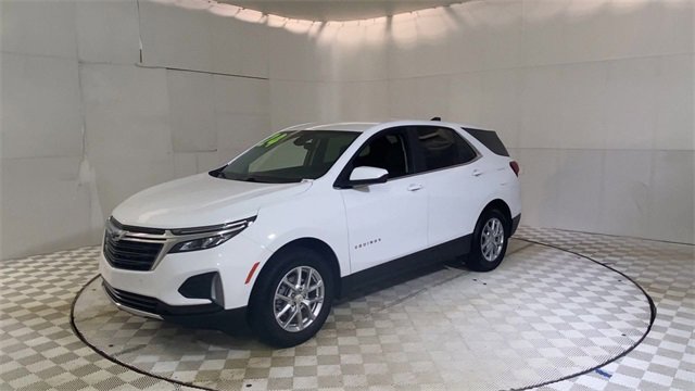 Used 2024 Chevrolet Equinox LT w/ LPO, Floor Liner Package image 4