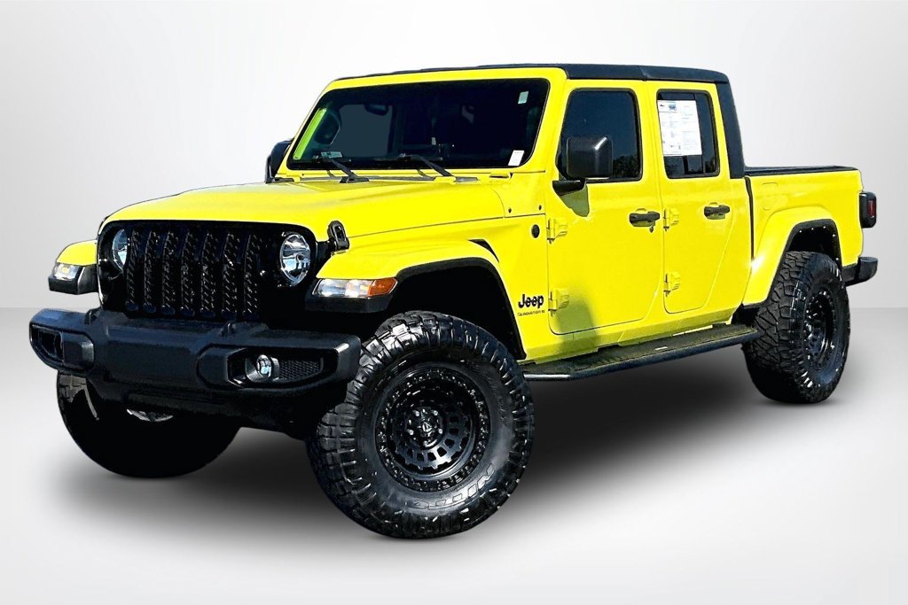 Used 2023 Jeep Gladiator Sport AWD/4WD image 3