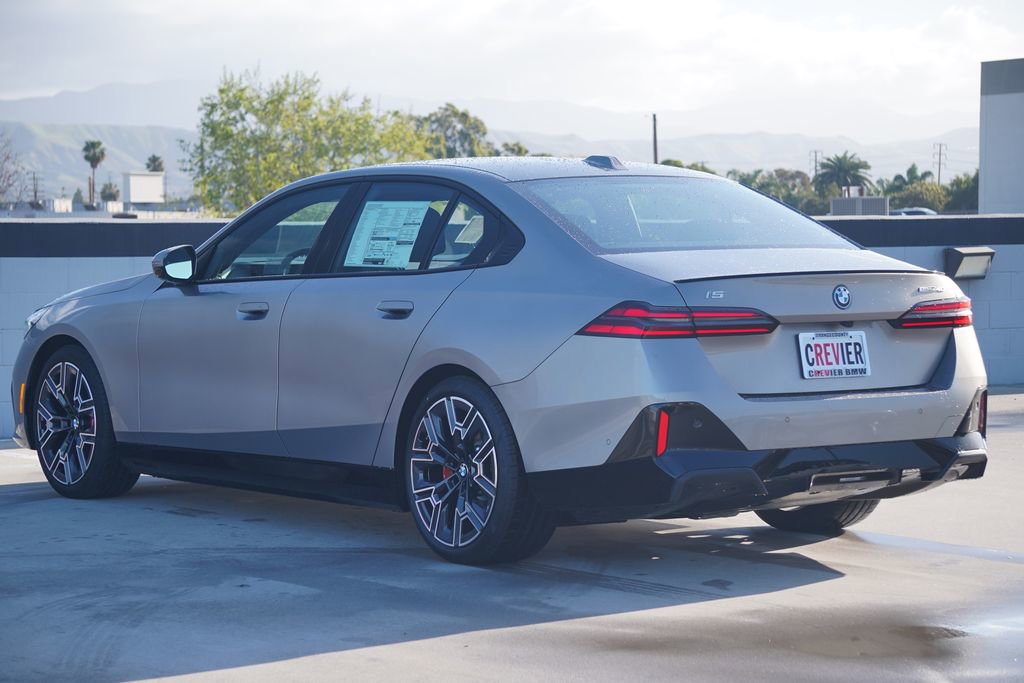 New 2026 BMW i5 eDrive40 w/ M Sport Package image 7