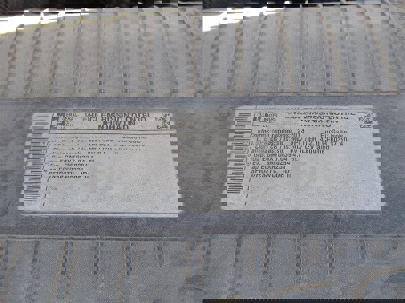 Used 2014 Chevrolet Express 2500 image 24