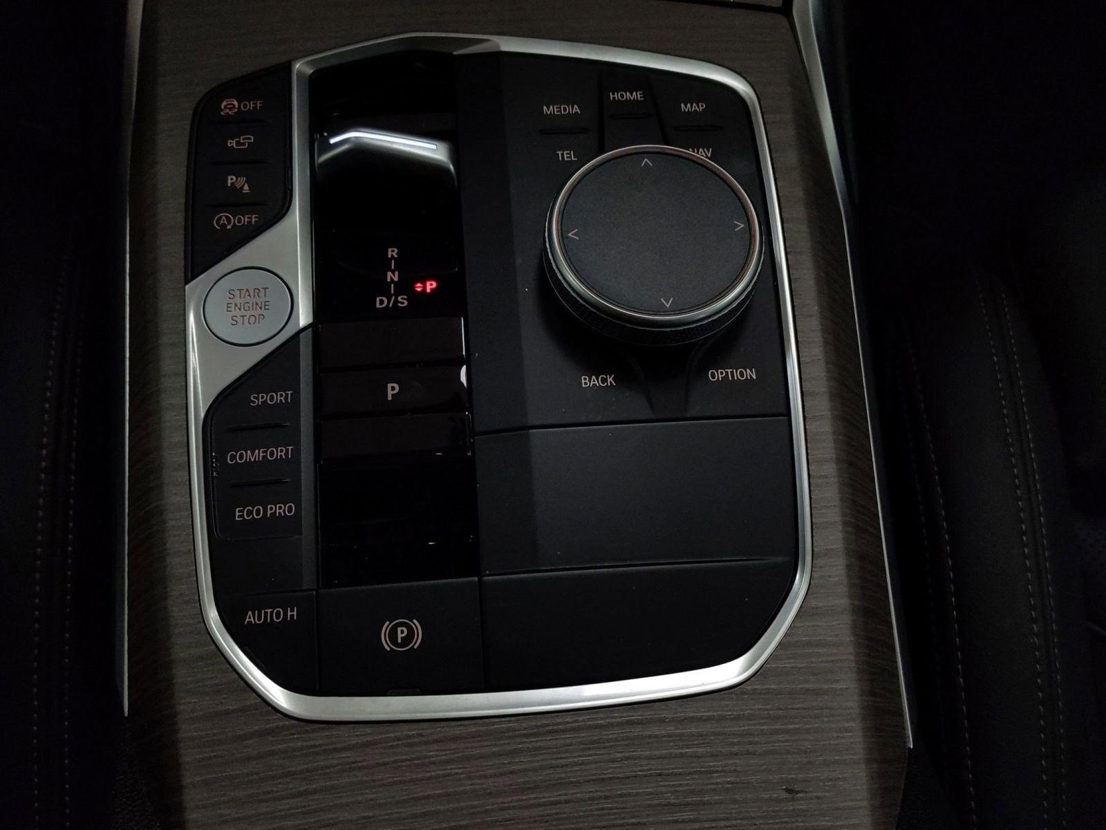 Used 2025 BMW 330i xDrive Sedan image 17