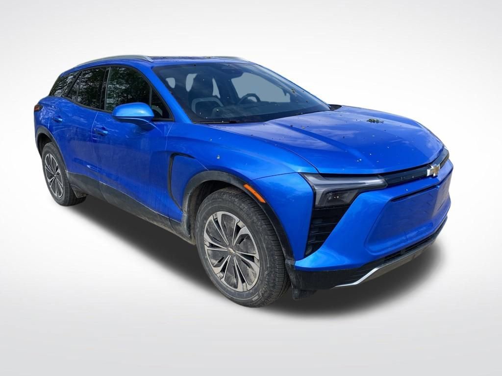Used 2024 Chevrolet Blazer EV LT AWD/4WD image 9