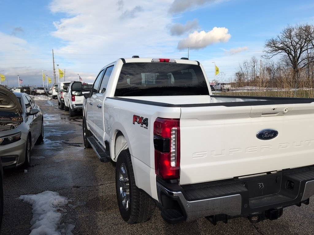 Used 2025 Ford F350 Lariat image 24