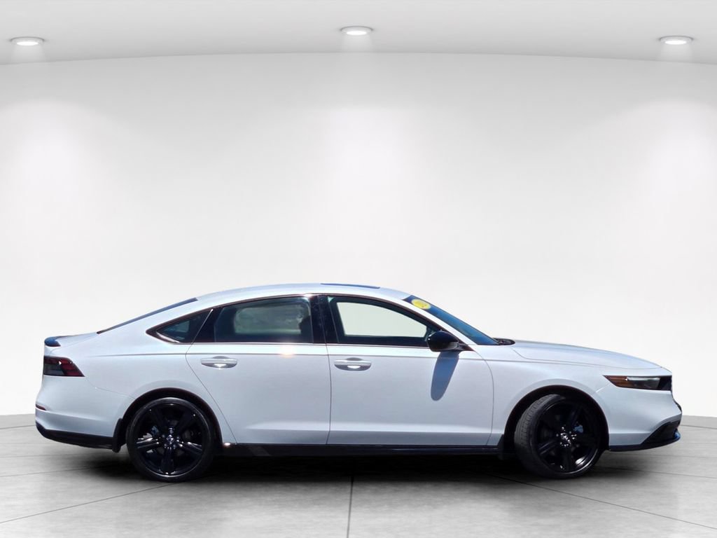 Used 2026 Honda Accord Sport image 3