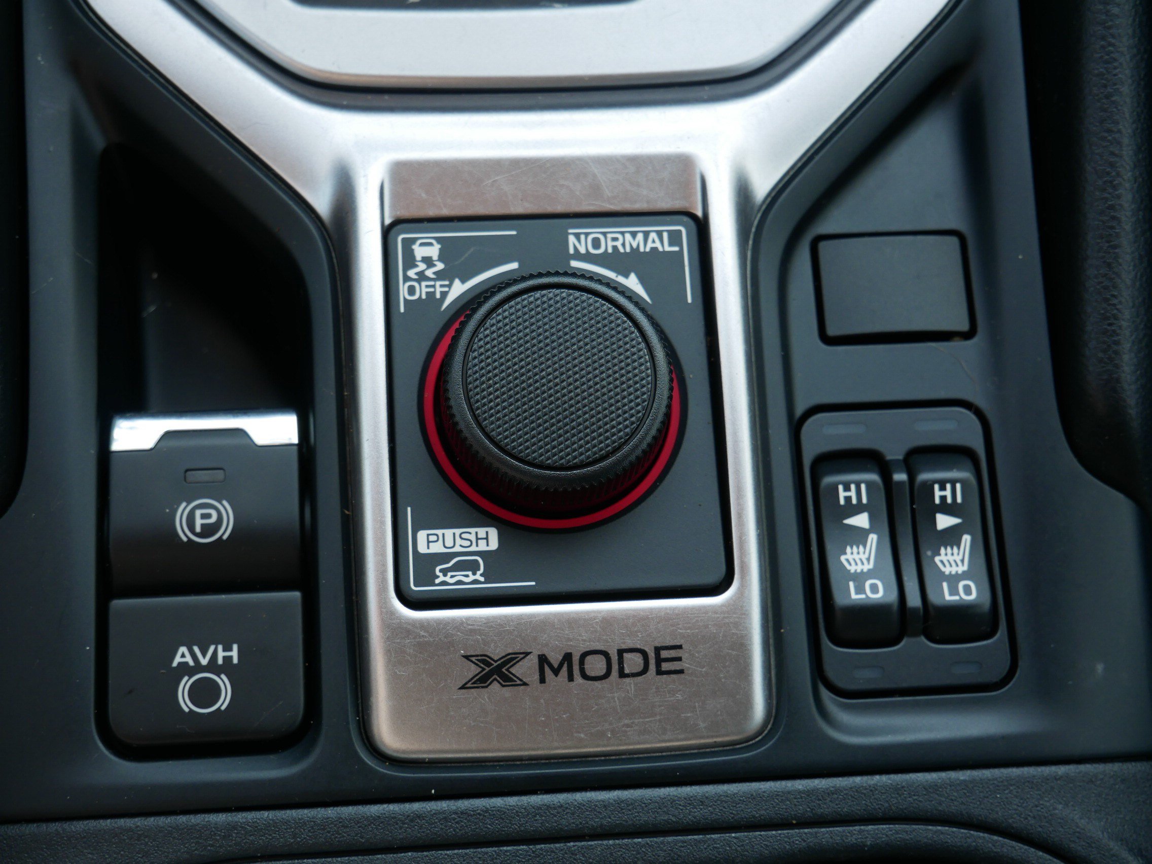 Used 2020 Subaru Forester Premium AWD/4WD image 32