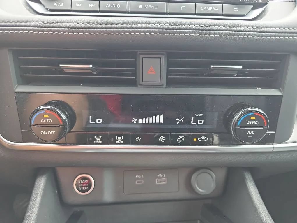 Used 2023 Nissan Rogue SV AWD/4WD image 28