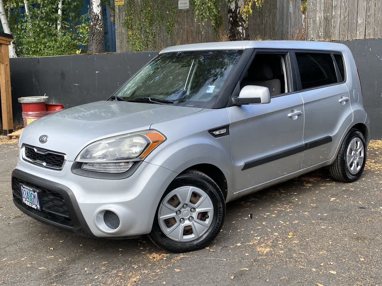 Used 2012 Kia Soul FWD image 1