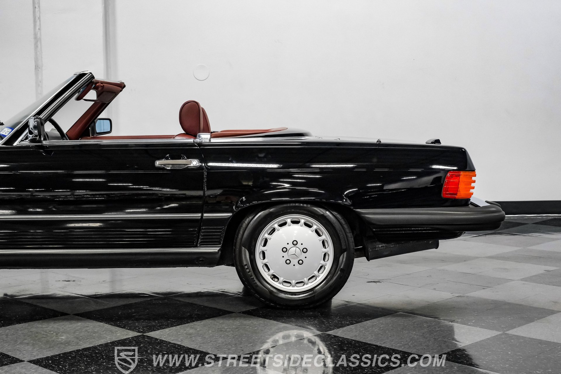 Used 1989 Mercedes-Benz 560 SL image 30