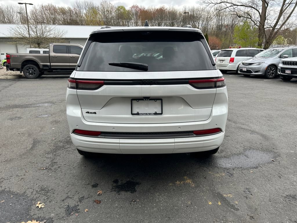 New 2026 Jeep Grand Cherokee Limited AWD/4WD image 4