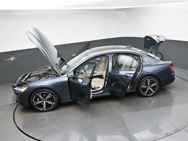 Certified 2024 Volvo S60 B5 Ultimate w/ Climate Package AWD/4WD image 51