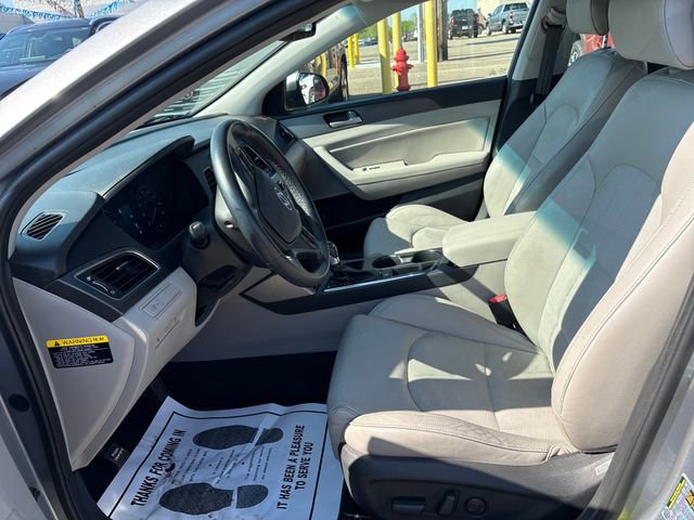 Used 2017 Hyundai Sonata Sport w/ Value Edition Package 02 FWD image 8