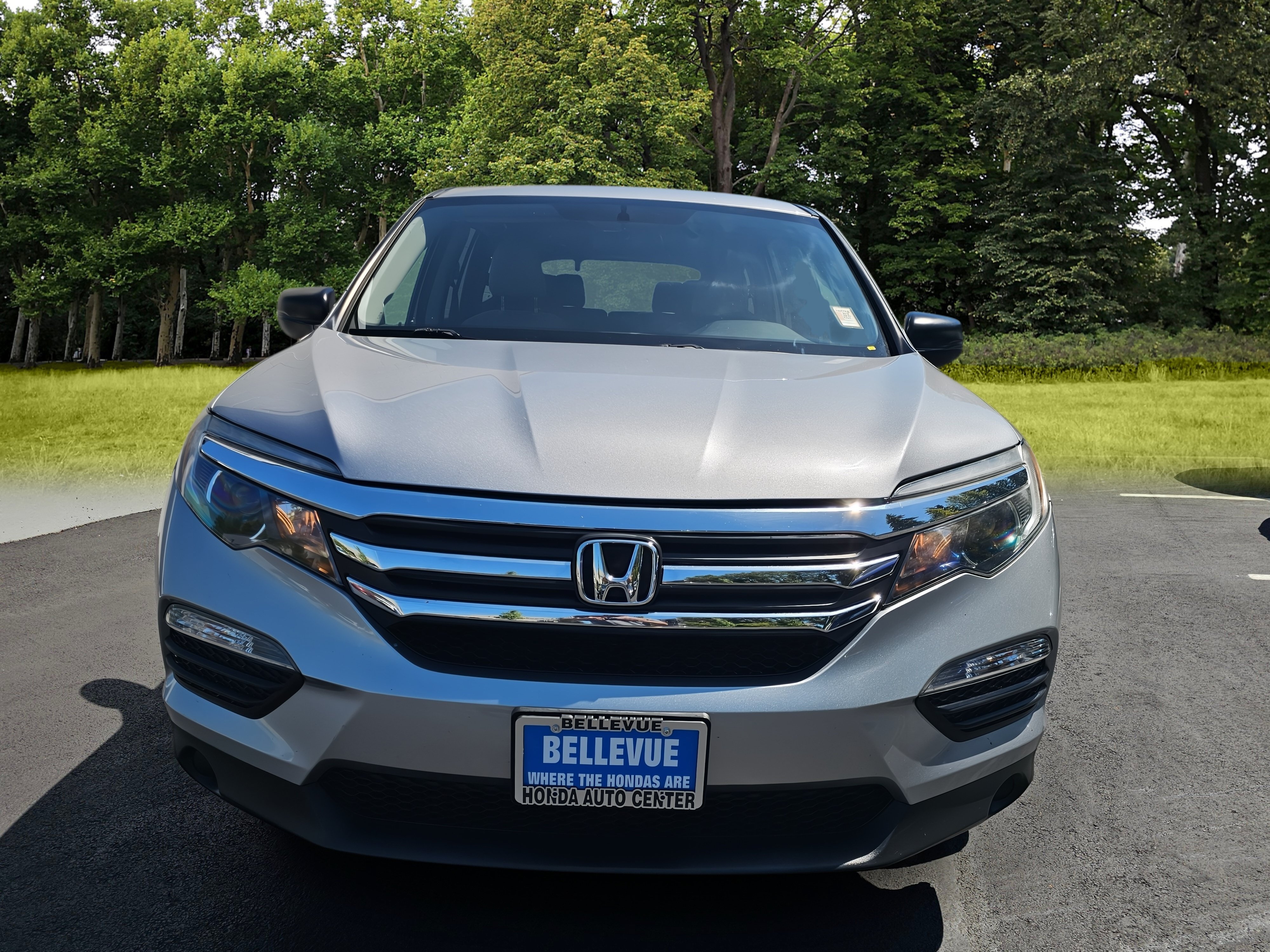 Used 2018 Honda Pilot LX image 2