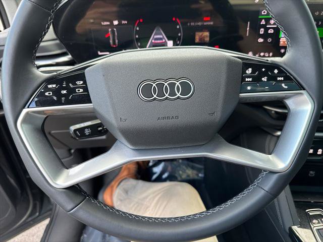 Certified 2025 Audi Q5 Premium w/ Premium Plus AWD/4WD image 37