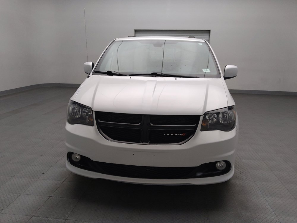 Used 2020 Dodge Grand Caravan SE FWD image 15