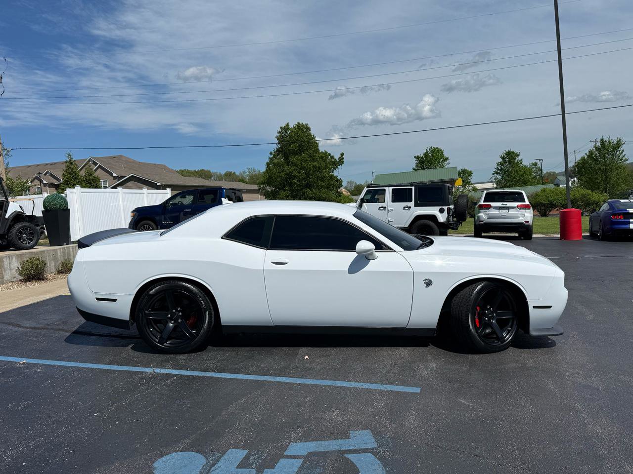 Used 2020 Dodge Challenger SRT Hellcat image 2