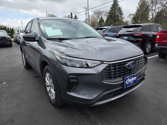 Used 2023 Ford Escape Active AWD/4WD image 1