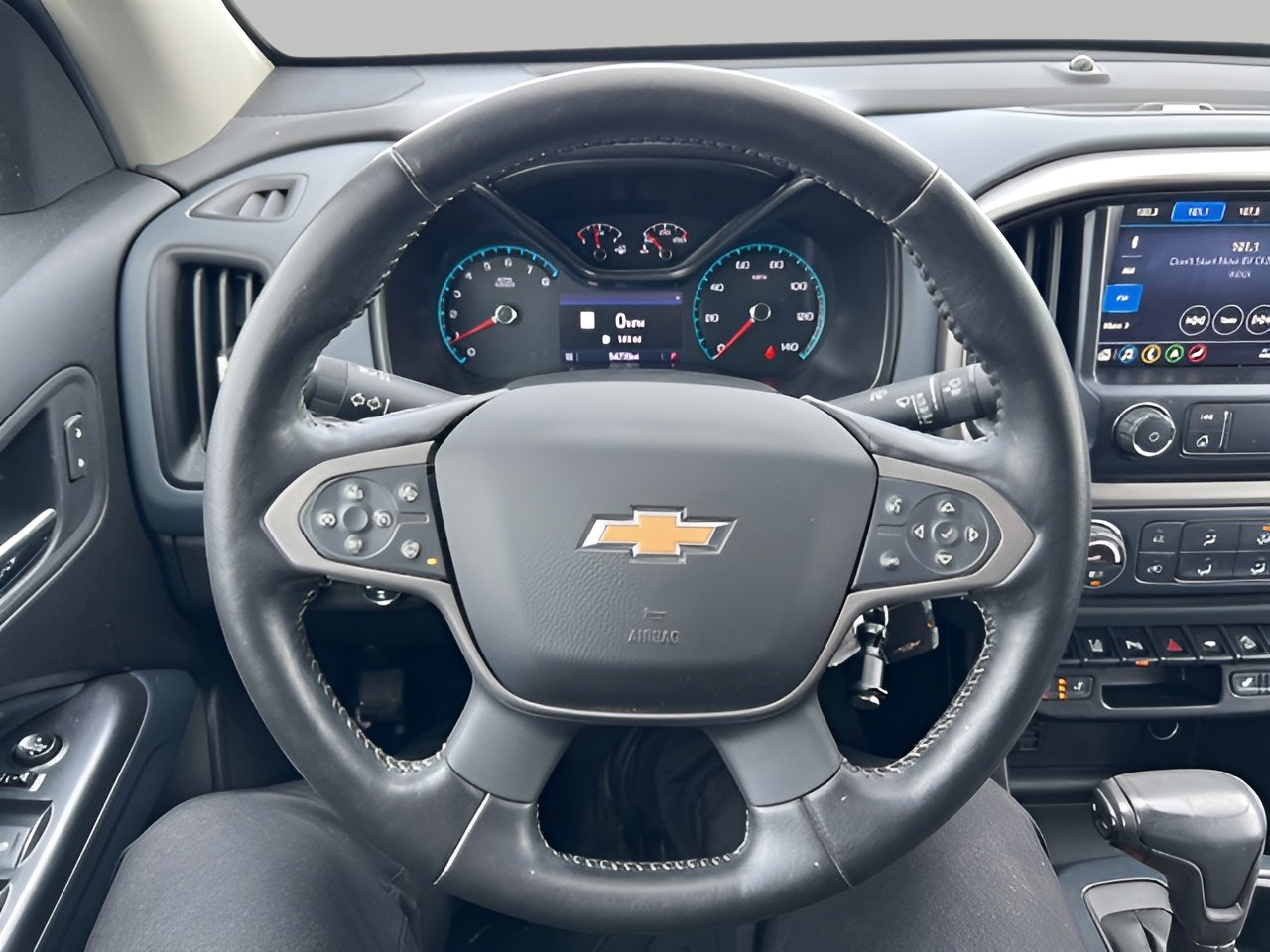 Used 2021 Chevrolet Colorado Z71 w/ LPO, Tonneau and Step Package image 18